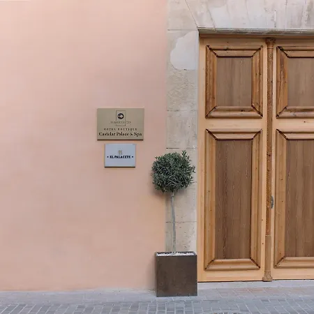 Aparthotel Castelar Palace & By Seaward Suites *